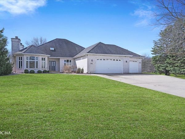 365 E Pine Meadow Court , Morris, IL 60450