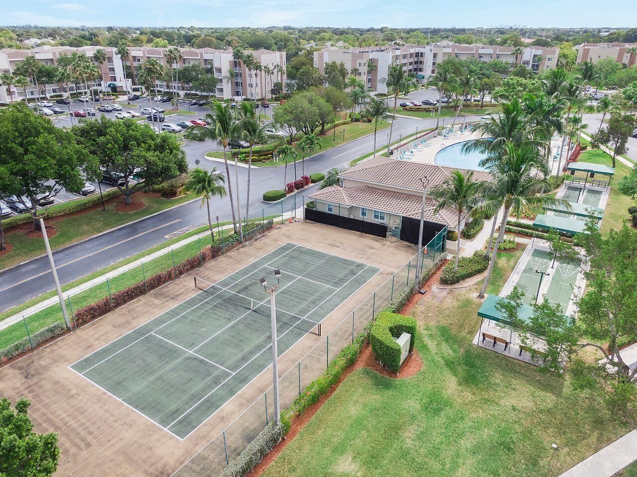 9563 Weldon Circle, Unit D107, Tamarac, FL 33321 Photo