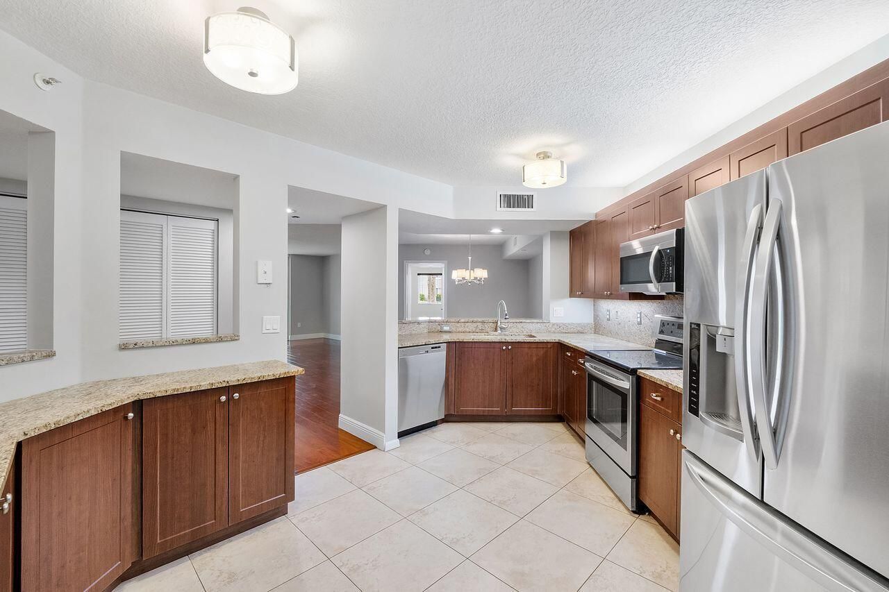 9563 Weldon Circle, Unit D107, Tamarac, FL 33321 Photo
