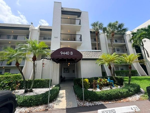 9440 Poinciana Pl , Unit 406, Davie, FL 33324