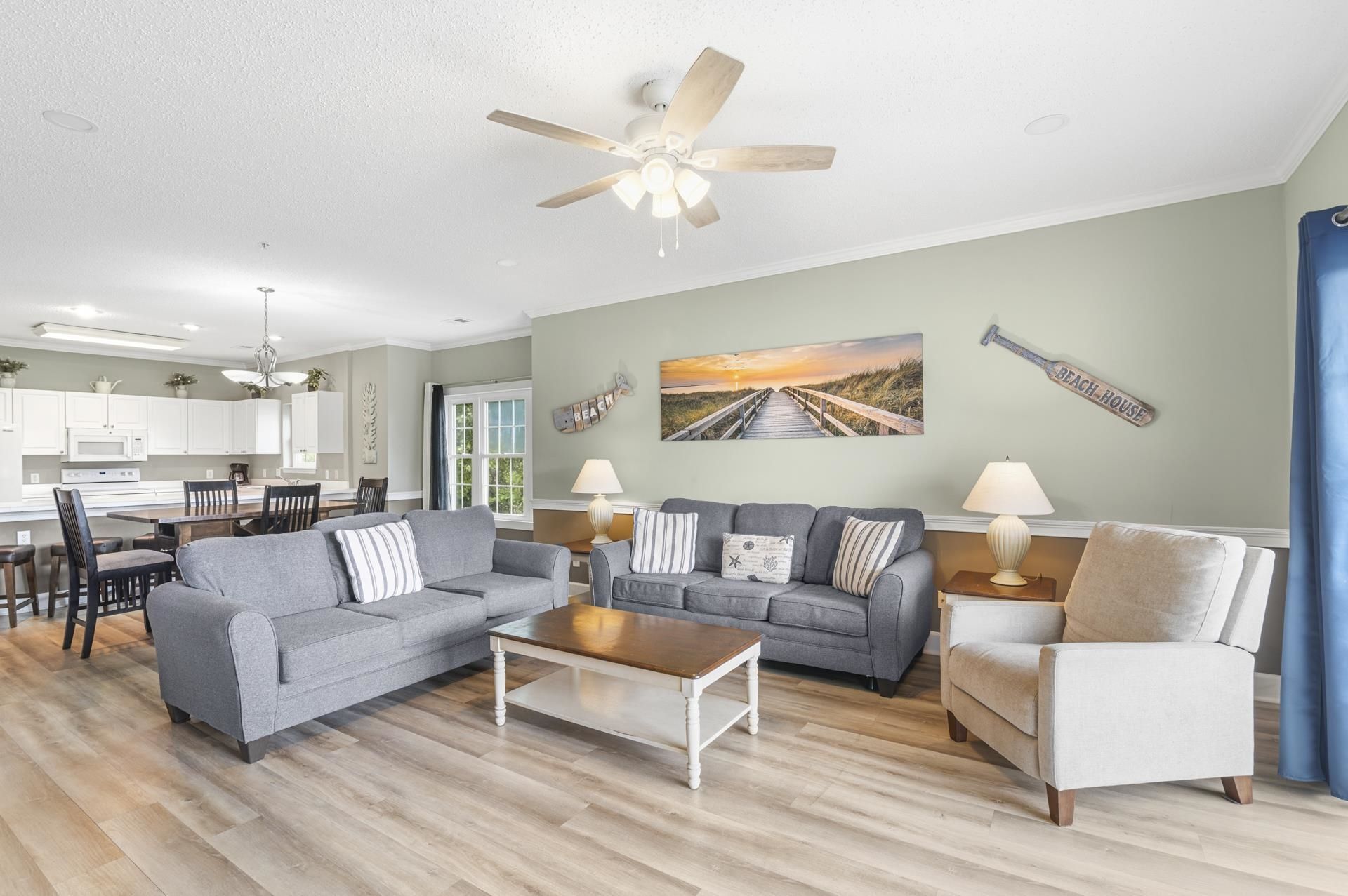 4827 Orchid Way  Photo 9