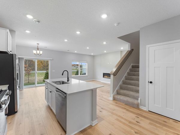 675 Tulare Terrace , Newport, MN 55055