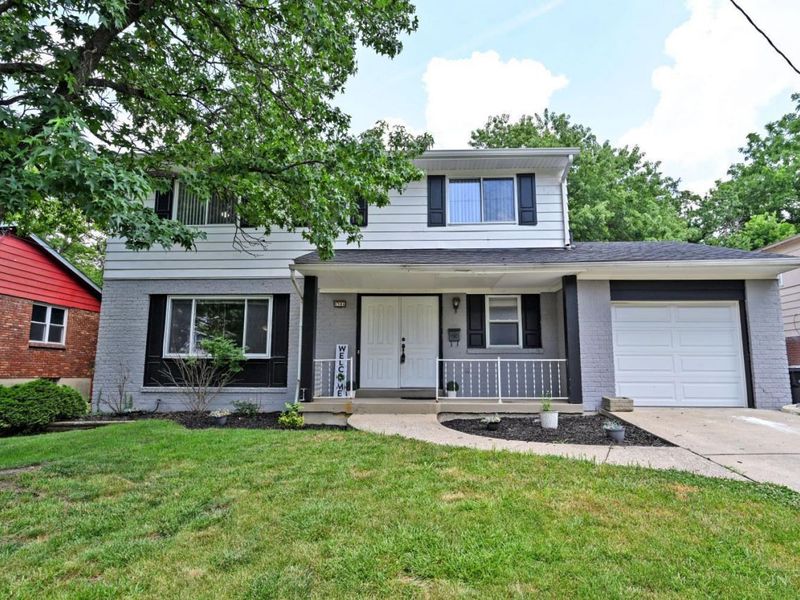 6586 S Oak Knoll Drive, Cincinnati, OH 45224 Photo 3
