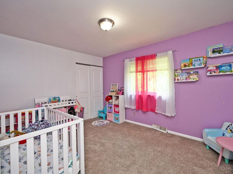 6586 S Oak Knoll Drive, Cincinnati, OH 45224 Photo 30