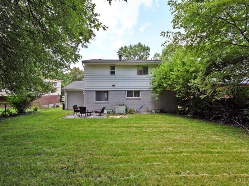 6586 S Oak Knoll Drive, Cincinnati, OH 45224 Photo 45