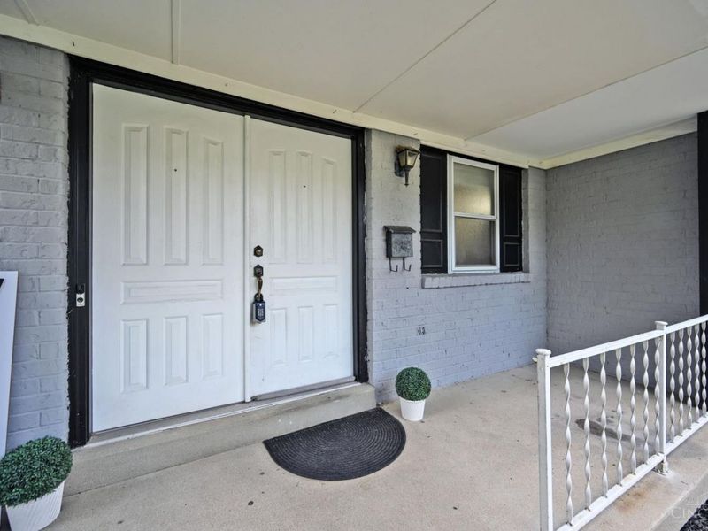 6586 S Oak Knoll Drive, Cincinnati, OH 45224 Photo 6