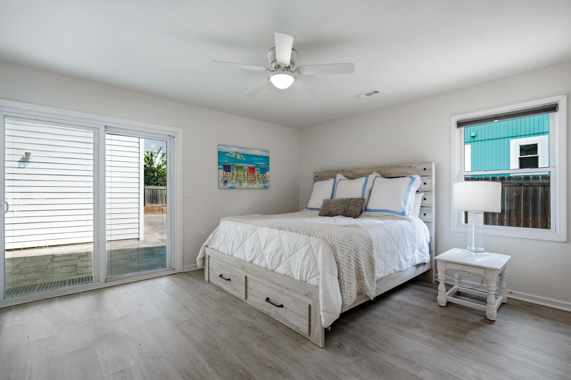 1022 S Hollywood Dr. Photo 20
