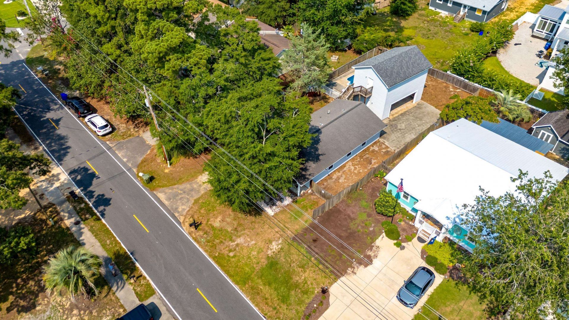 1022 S Hollywood Dr. Photo 40