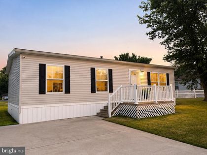 56 CHARLES STREET Elizabethtown, PA 17022