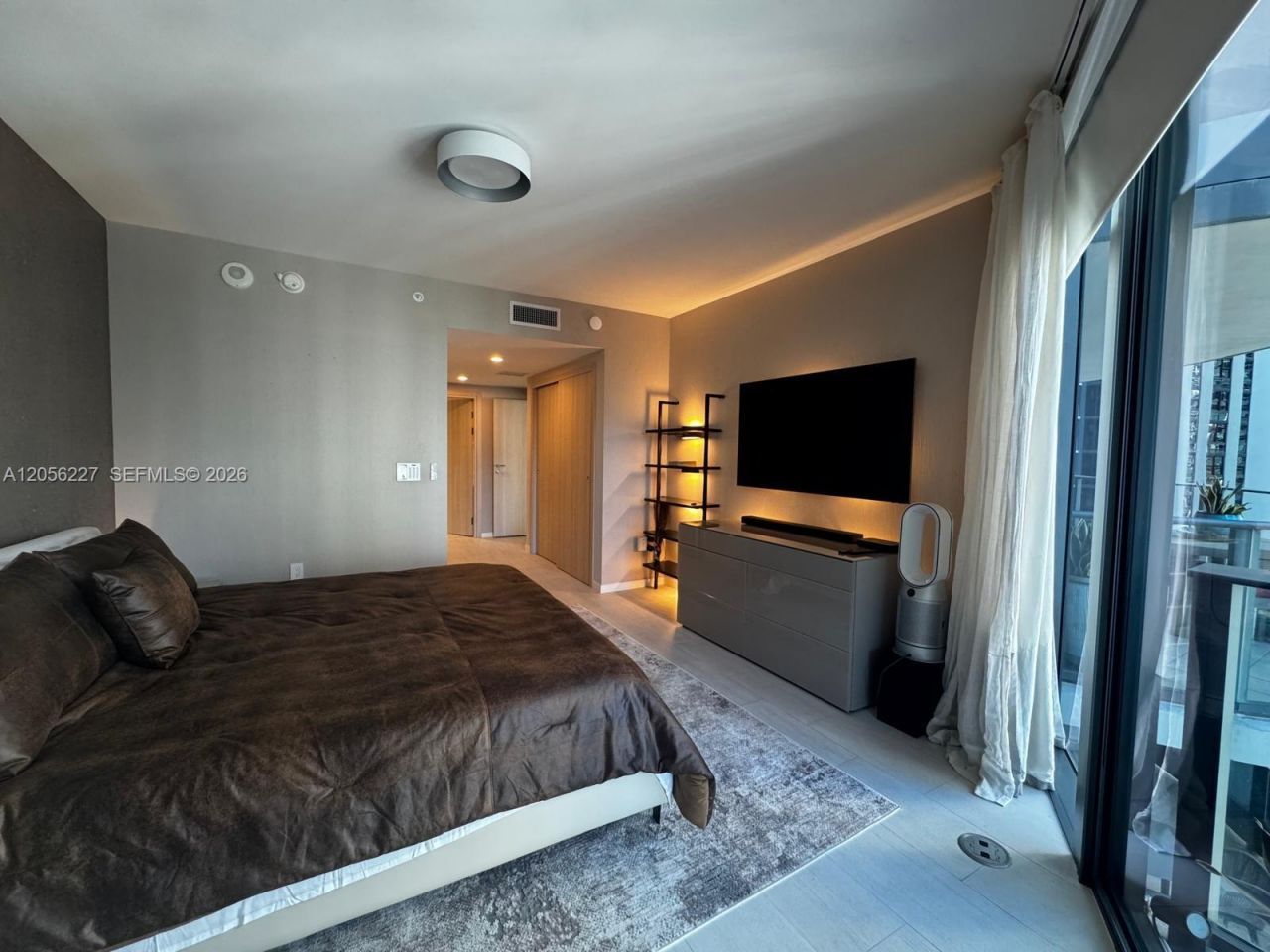 1000 Brickell Plaza, Unit 2301, Miami, FL 33131 Photo
