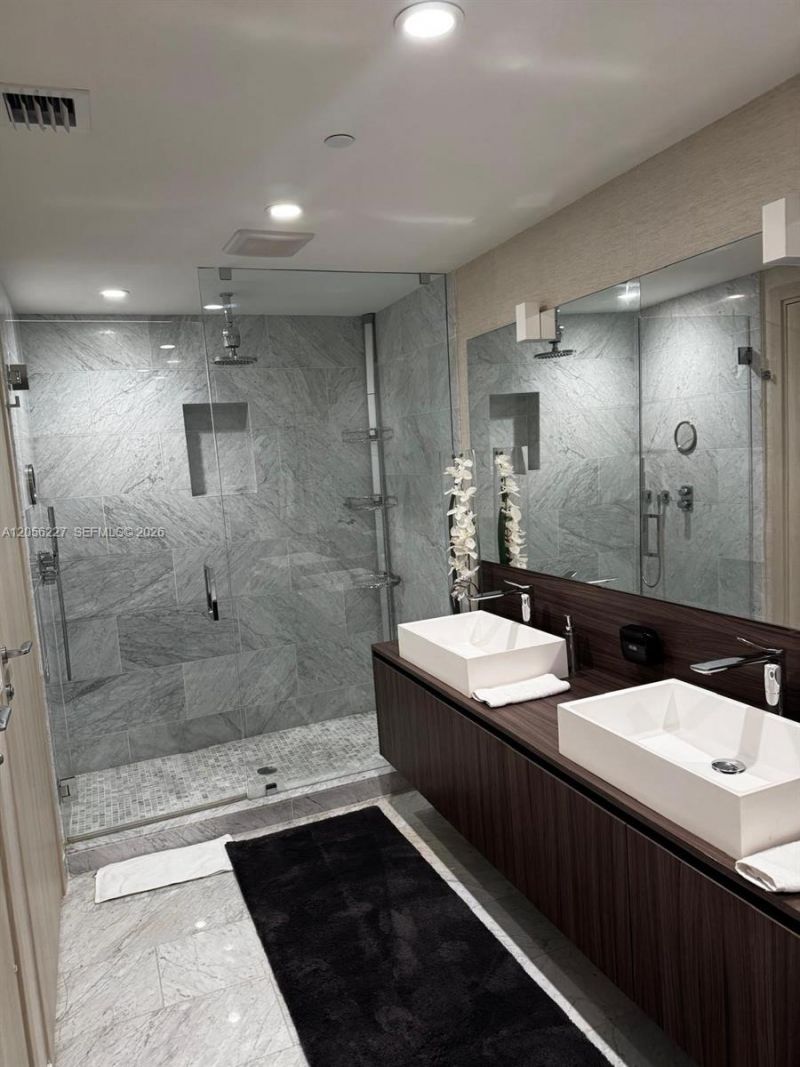 1000 Brickell Plaza, Unit 2301, Miami, FL 33131 Photo