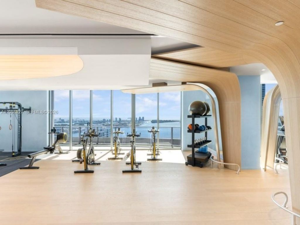 1000 Brickell Plaza, Unit 2301, Miami, FL 33131 Photo