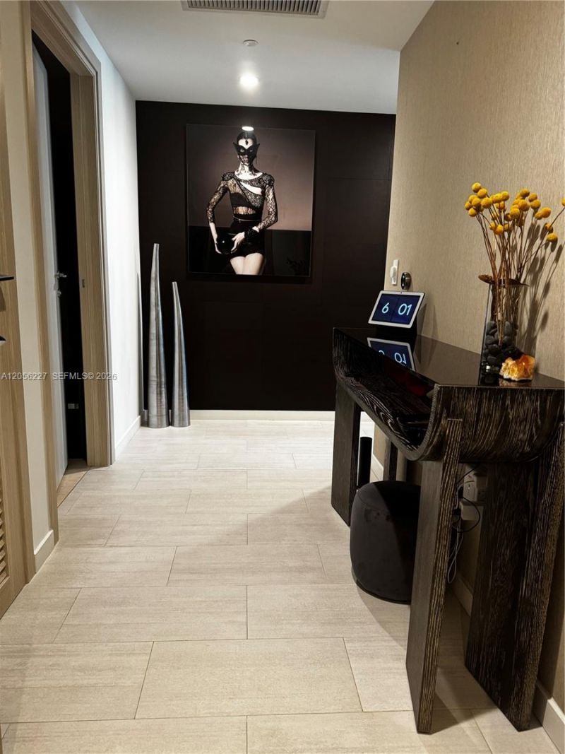 1000 Brickell Plaza, Unit 2301, Miami, FL 33131 Photo