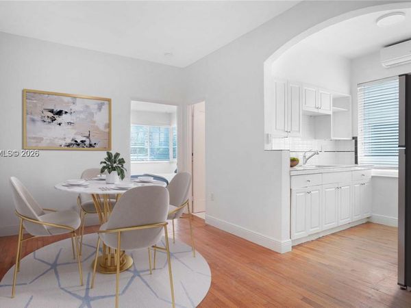 7936 Harding Ave , Miami Beach, FL 33141