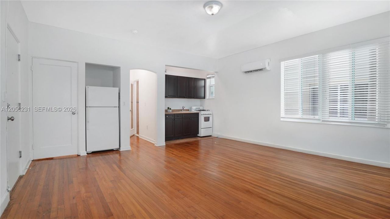 7936 Harding Ave , Miami Beach, FL 33141 Photo