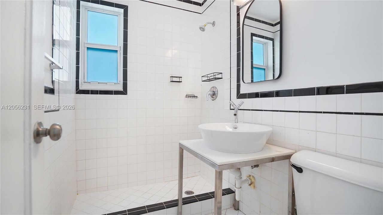7936 Harding Ave , Miami Beach, FL 33141 Photo