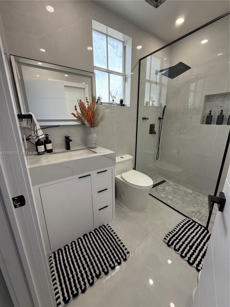 8037 W 36th Ave , Unit 6, Hialeah, FL 33018 Photo