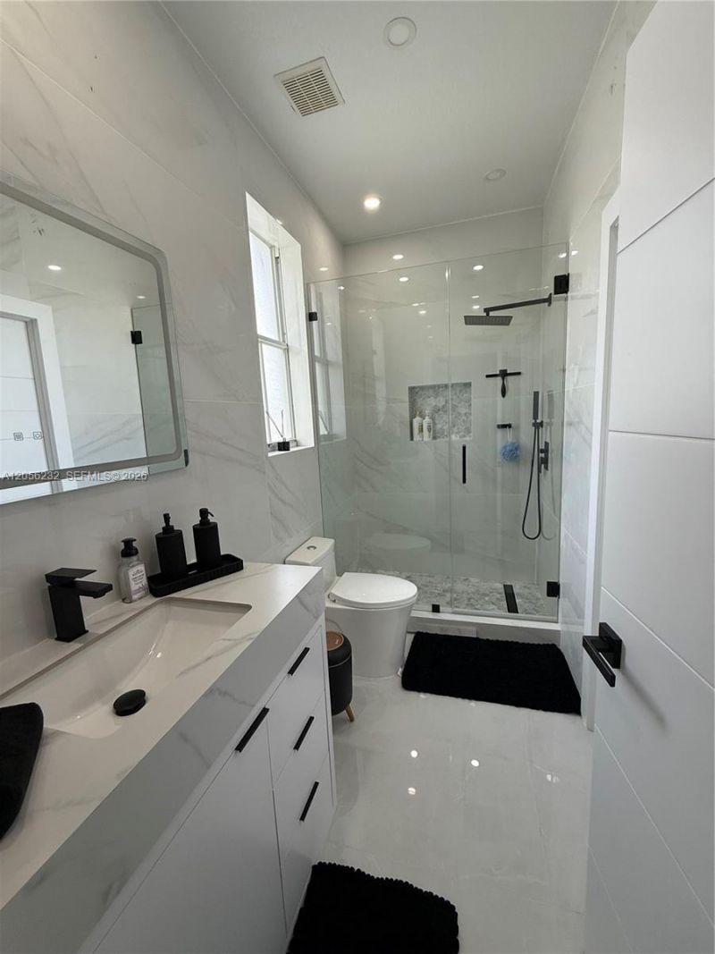 8037 W 36th Ave , Unit 6, Hialeah, FL 33018 Photo
