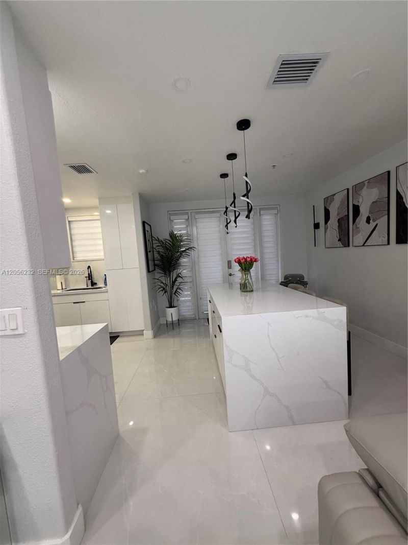 8037 W 36th Ave , Unit 6, Hialeah, FL 33018 Photo