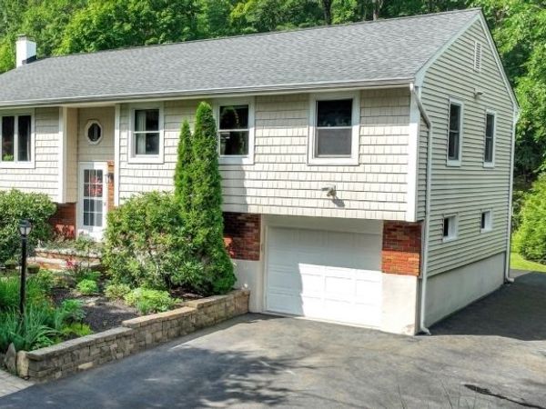 461 Otterhole Rd, West Milford, NJ 07480