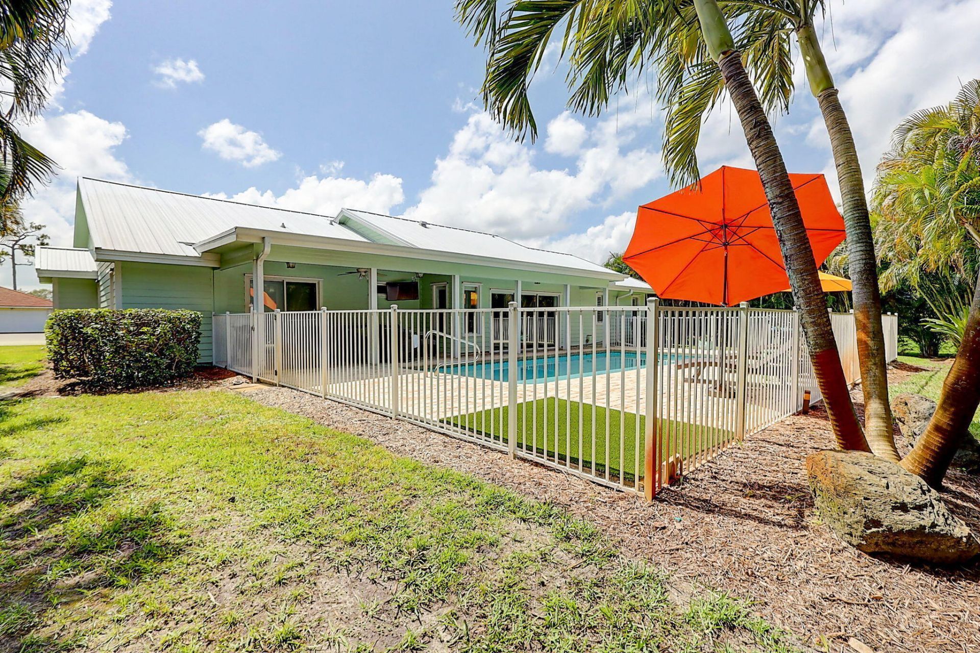 3824 SE Fairway E, Stuart, FL 34997 Photo