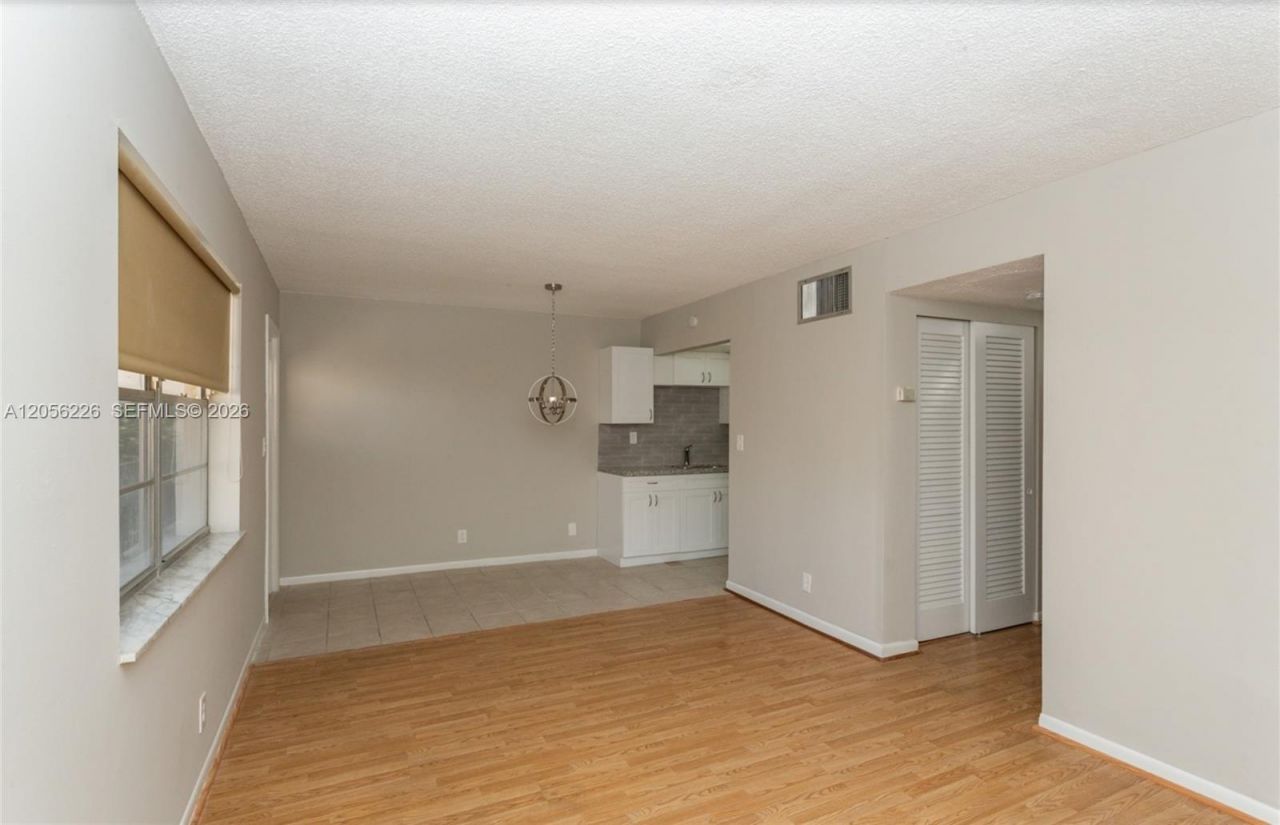 2145 Pierce St , Unit 218, Hollywood, FL 33020 Photo