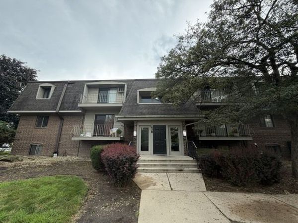 238 E Bailey Road , Unit J, Naperville, IL 60565