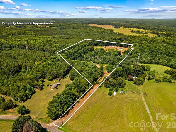185 Jacobs Farm Lane, Statesville, NC 28625