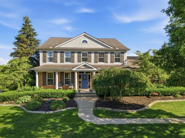 5693 Strawberry Circle, Commerce Twp, MI 48382