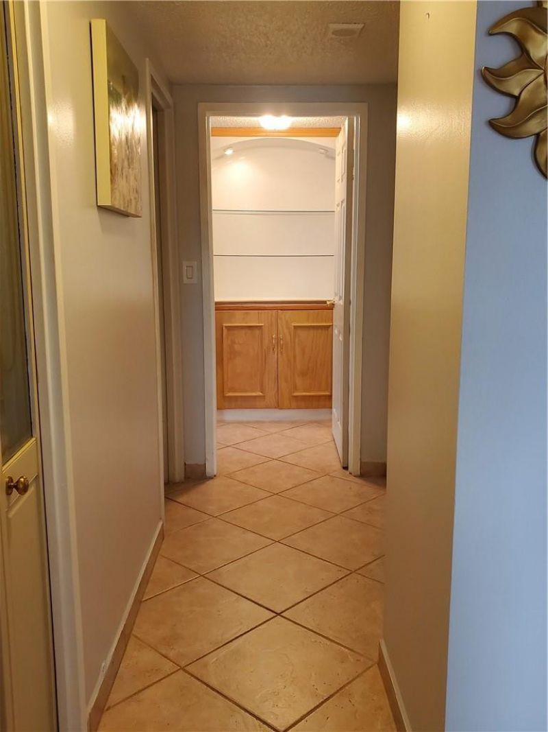 3725 S Ocean Drive, Unit 727, Hollywood, FL 33019 Photo