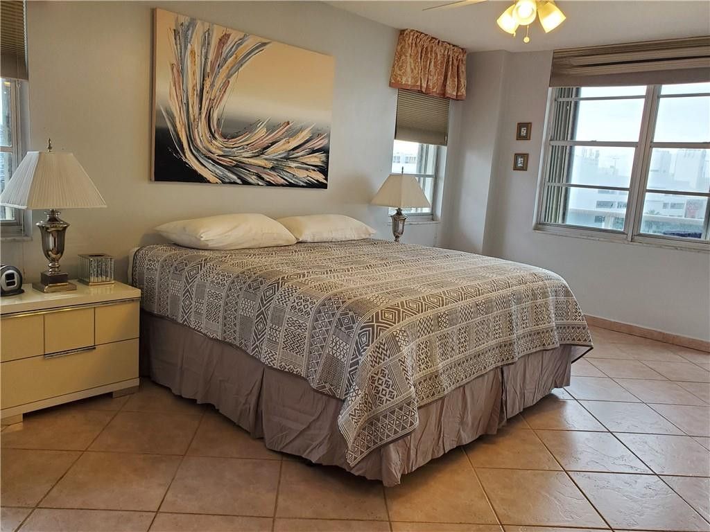3725 S Ocean Drive, Unit 727, Hollywood, FL 33019 Photo