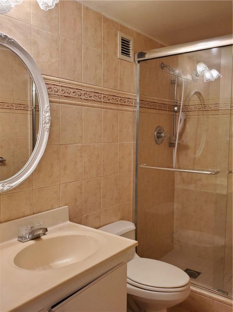 3725 S Ocean Drive, Unit 727, Hollywood, FL 33019 Photo
