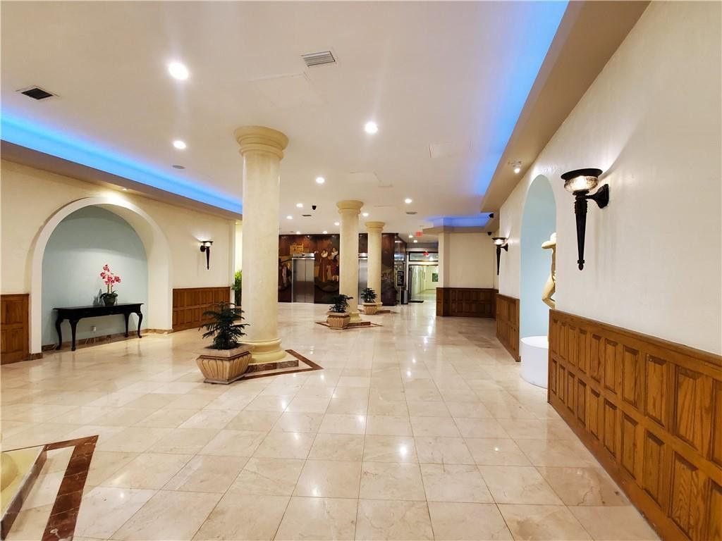 3725 S Ocean Drive, Unit 727, Hollywood, FL 33019 Photo