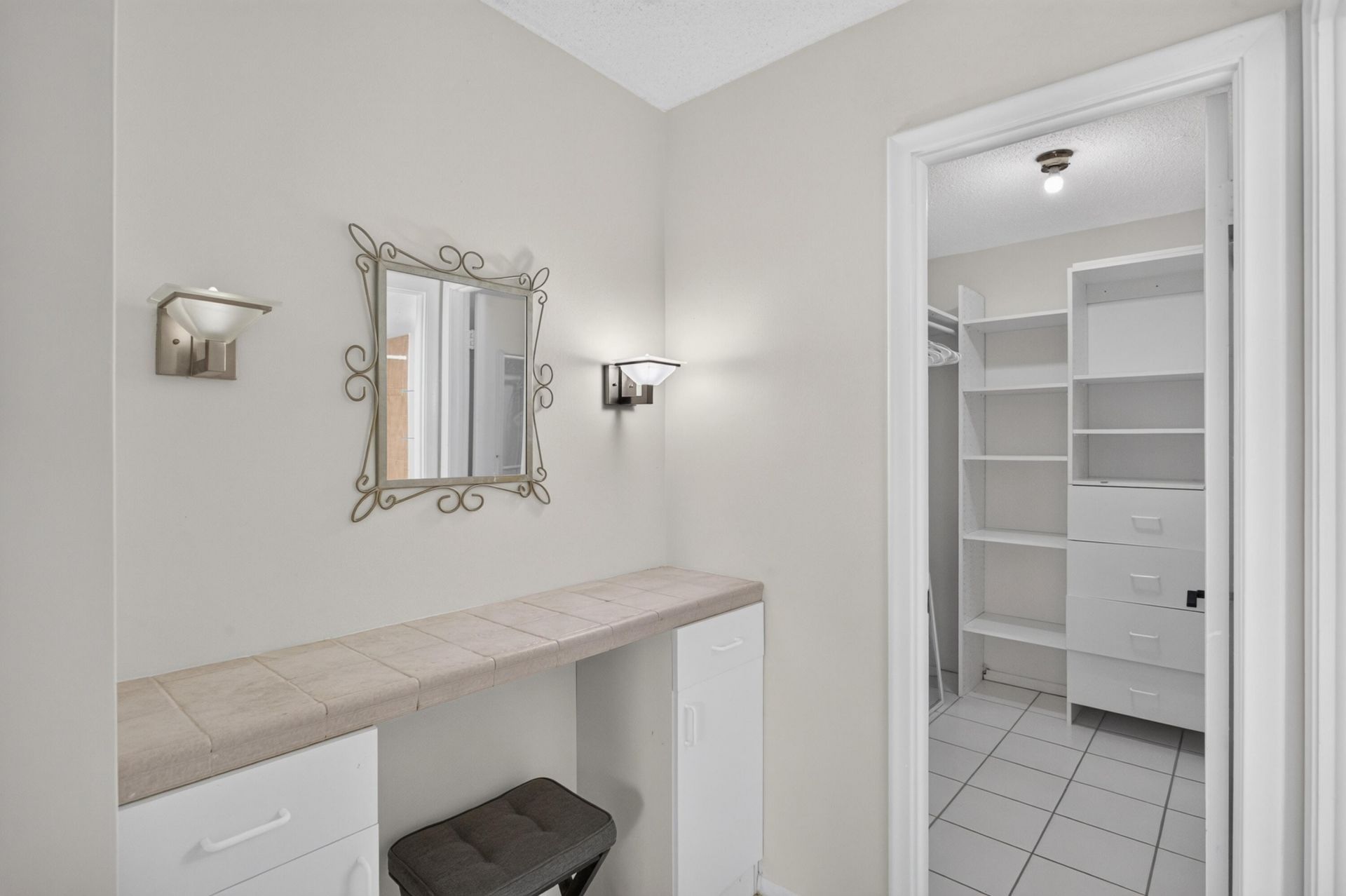 6903 Cypress Road, Unit B23, Plantation, FL 33317 Photo