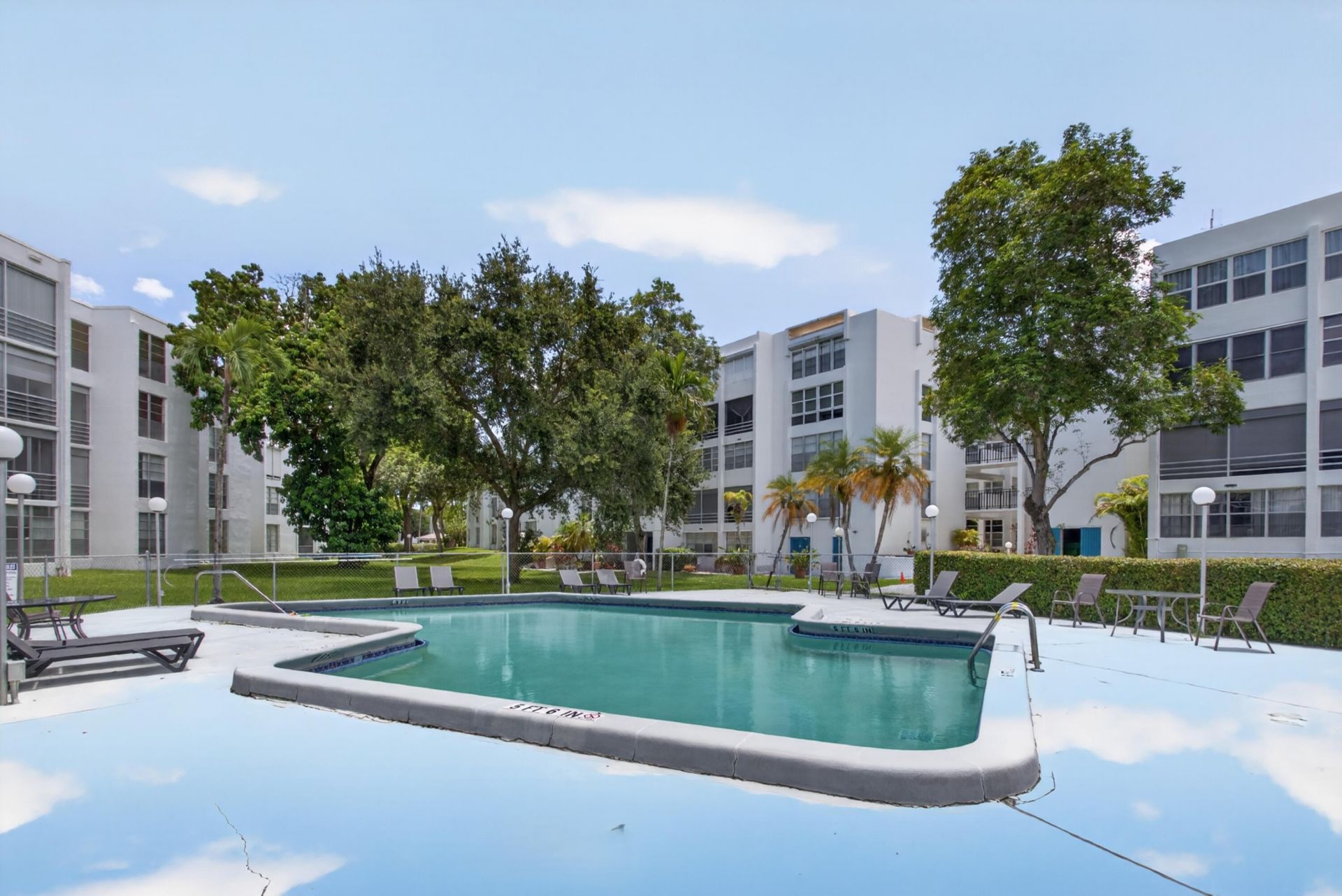 6903 Cypress Road, Unit B23, Plantation, FL 33317 Photo