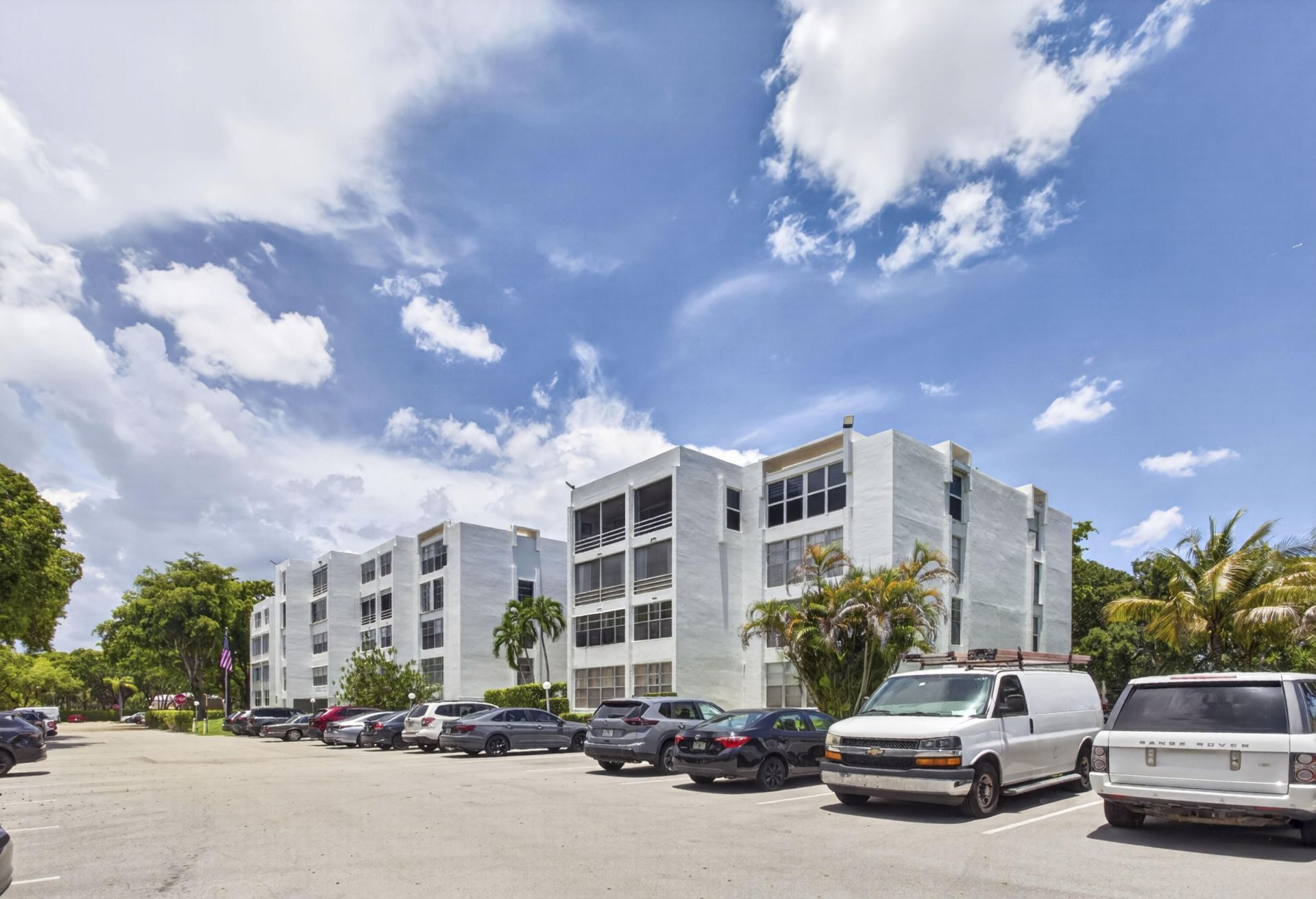 6903 Cypress Road, Unit B23, Plantation, FL 33317 Photo