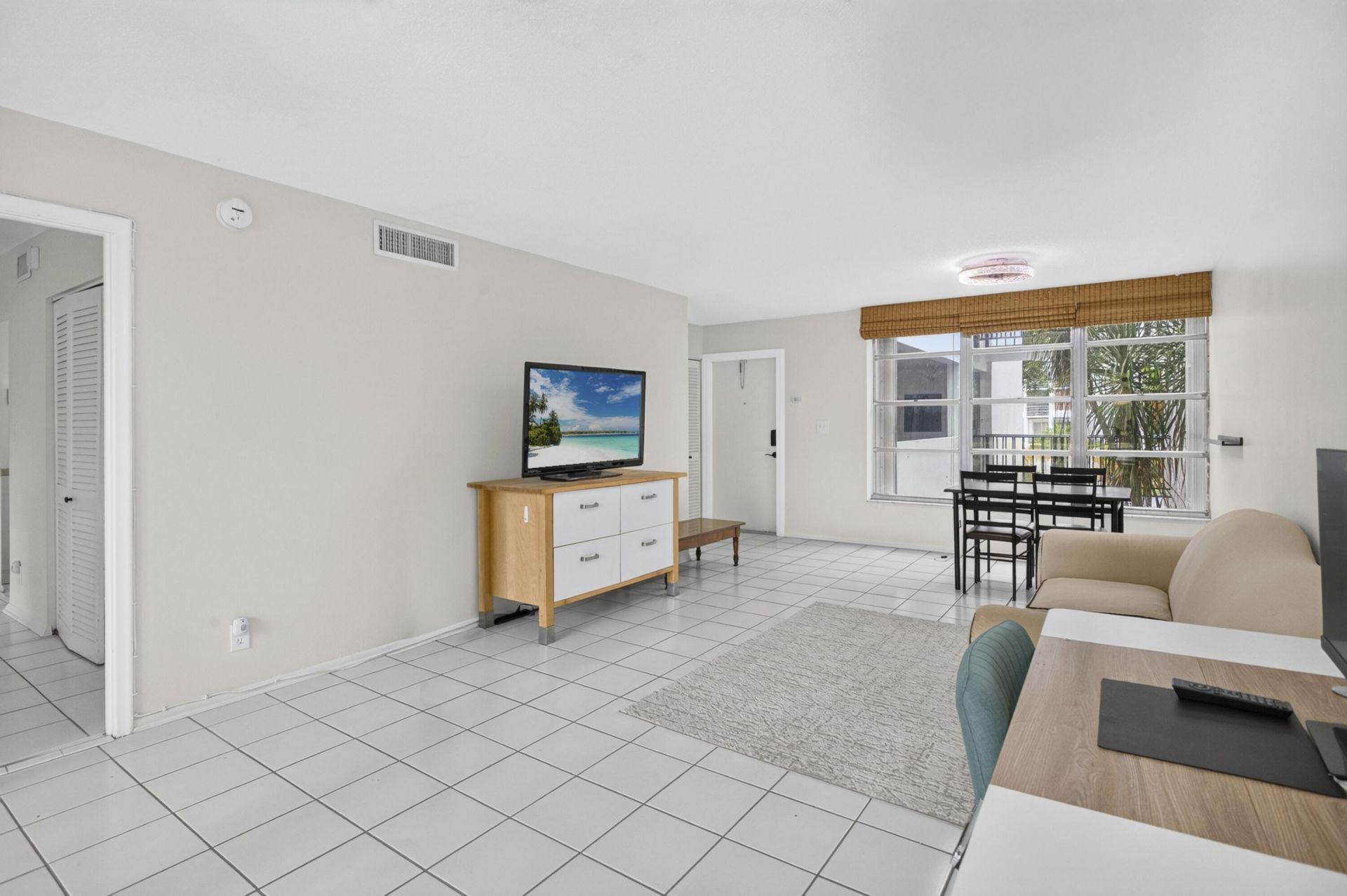 6903 Cypress Road, Unit B23, Plantation, FL 33317 Photo