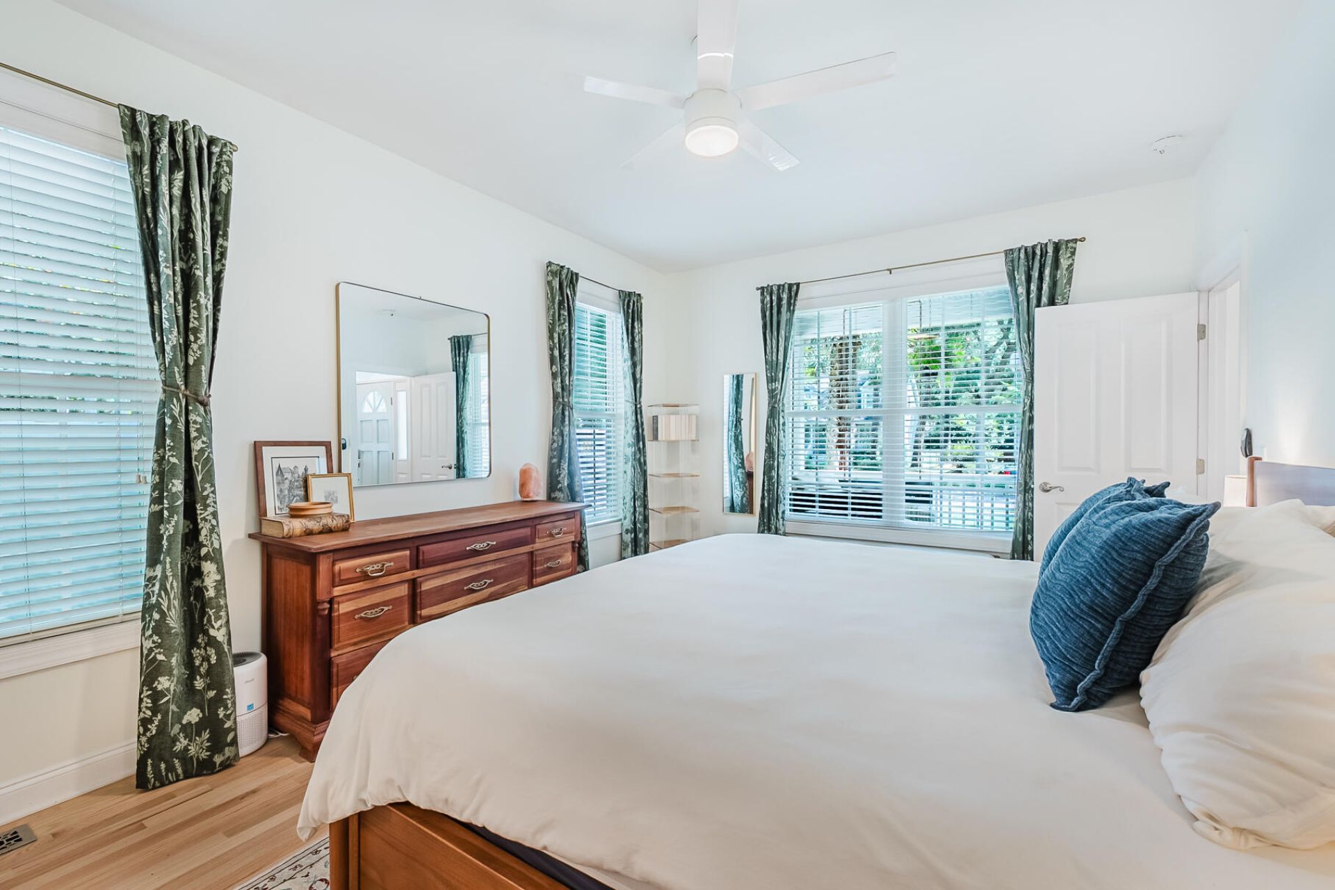 1124 Sea Island Crossing Lane Photo 18