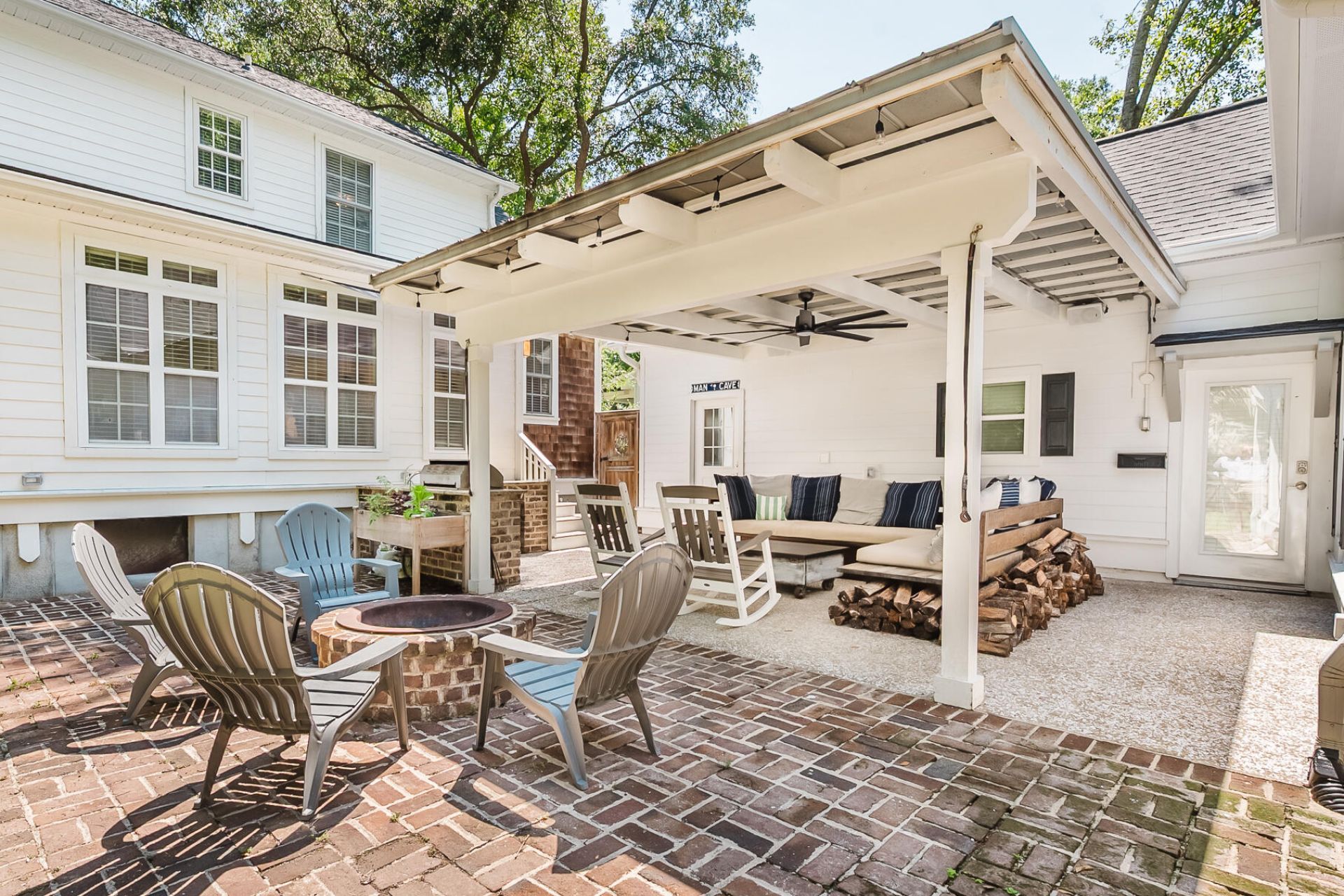1124 Sea Island Crossing Lane Photo 4