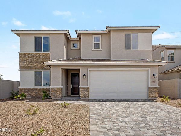 18213 W Pioneer Street, Goodyear, AZ 85338