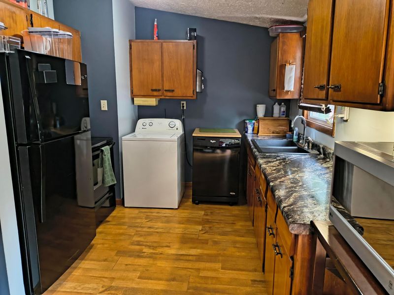 335 E Farming e Street , Marion, OH 43302 Photo 4