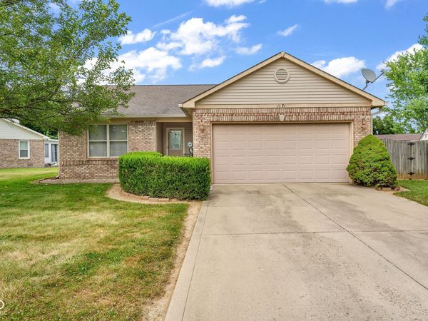 1171 Autumn Drive, Mooresville, IN 46158