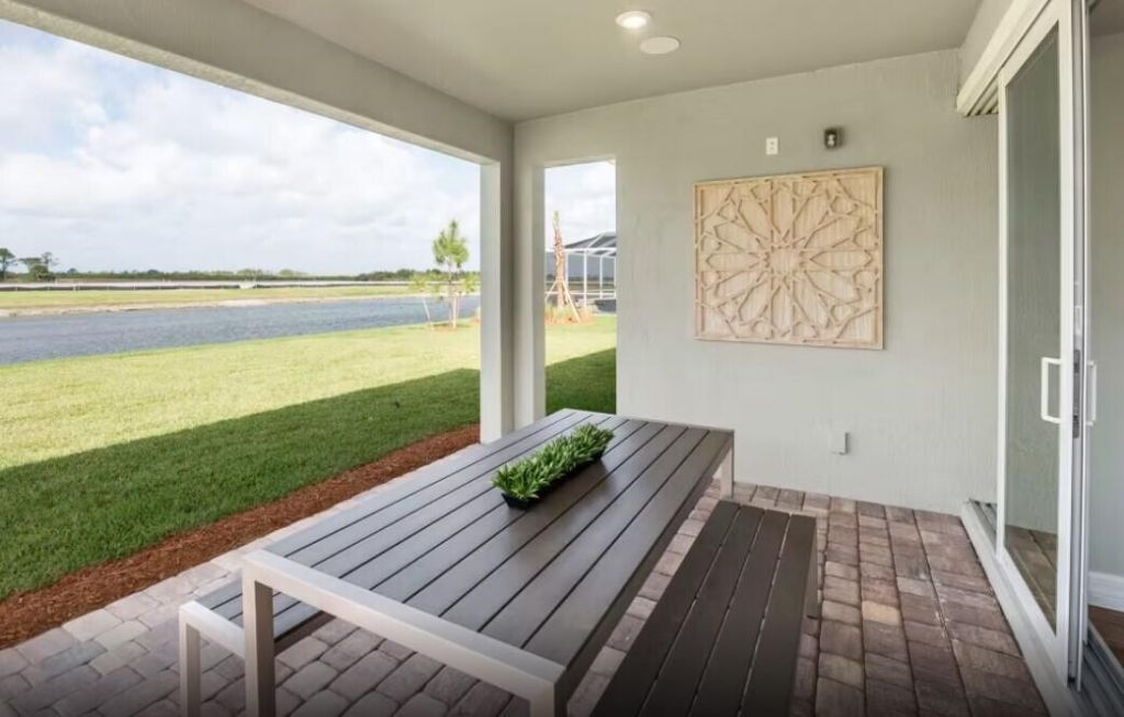 4340 Santa Maria, Unit 252 Ascent, Vero Beach, FL 32967 Photo