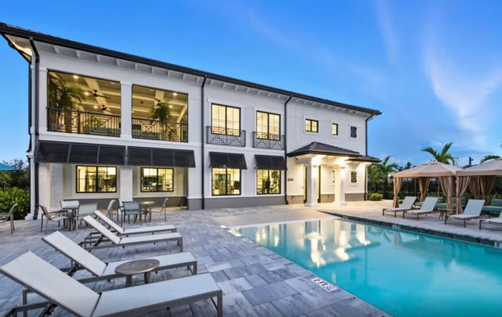 4340 Santa Maria, Unit 252 Ascent, Vero Beach, FL 32967 Photo