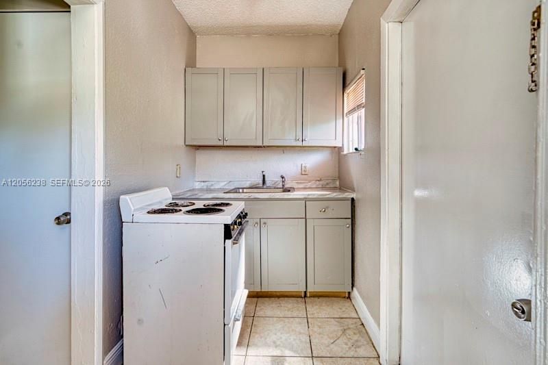 2378 NW 60th St , Unit D, Miami, FL 33142 Photo