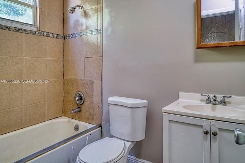 2378 NW 60th St , Unit D, Miami, FL 33142 Photo