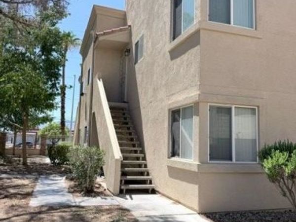 1860 N Decatur Boulevard , Unit 204, Las Vegas, NV 89108