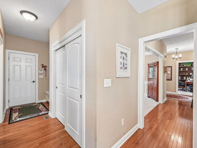 899 John Michael Way, Columbus, OH 43235 Photo 34