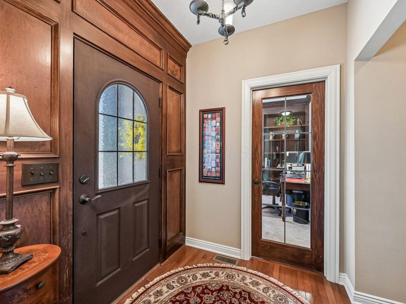 899 John Michael Way, Columbus, OH 43235 Photo 7