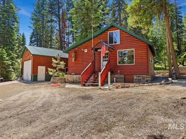 531 Brenda Dr, Cascade, ID 83611